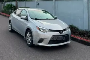 Toyota Corolla LE 4dr Sedan (1.8L 4cyl CVT) 2014 Gray