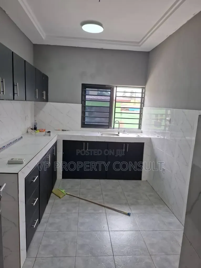 2bdrm House in Kanda for rent