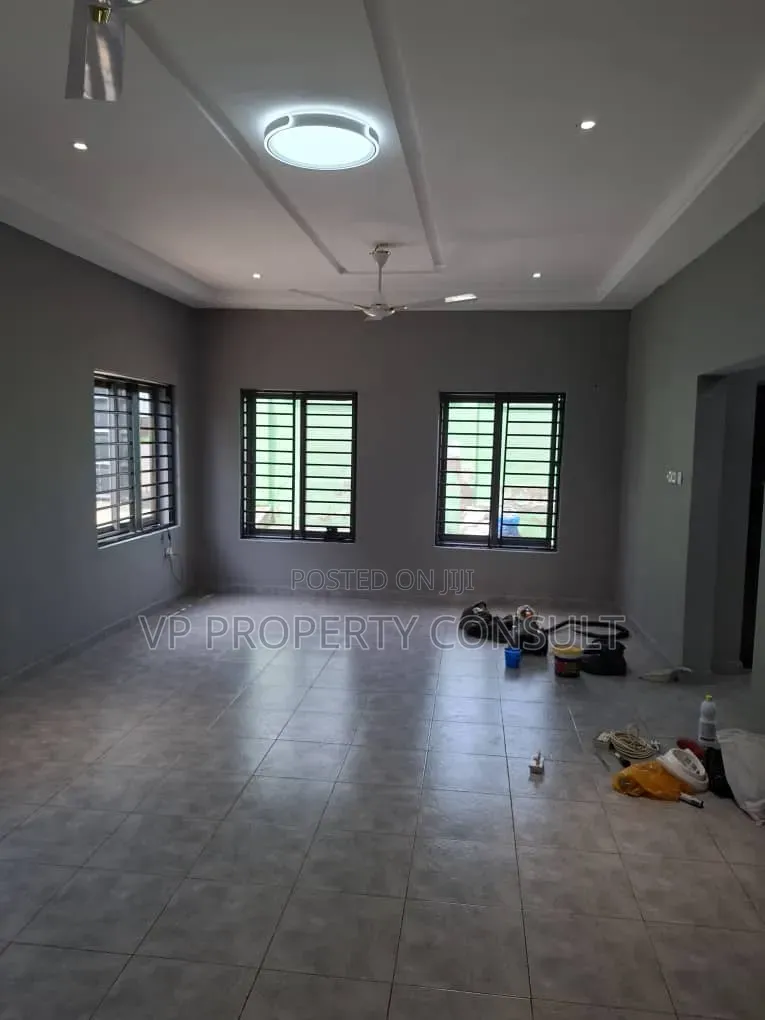 2bdrm House in Kanda for rent