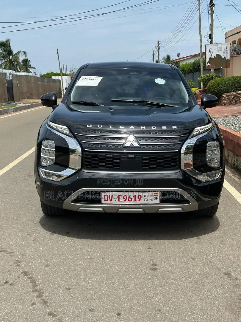 Mitsubishi Outlander SE 2022 Black
