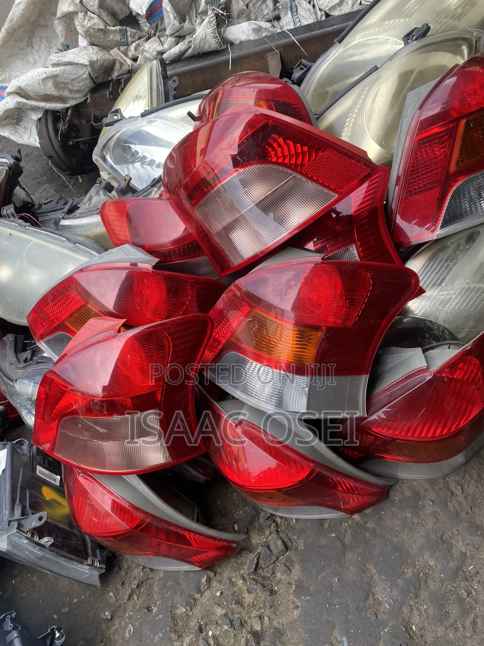 Toyota Vitz 2010 Tailight