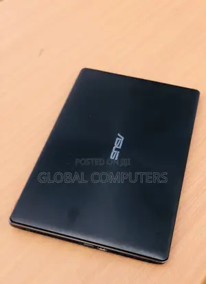 Laptop Asus F550CC 8GB AMD A8 HDD 750GB