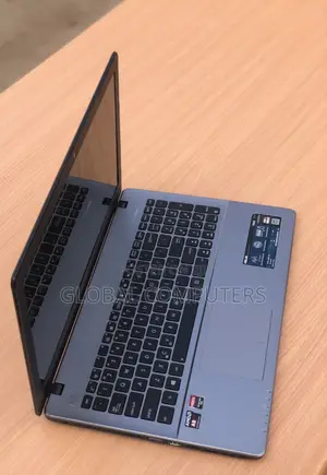 Laptop Asus F550CC 8GB AMD A8 HDD 750GB