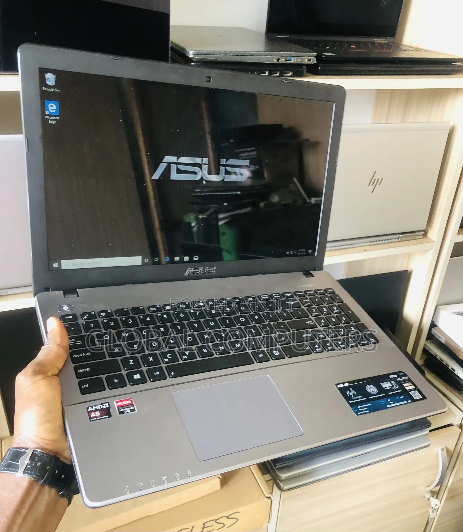 Laptop Asus F550CC 8GB AMD A8 HDD 750GB