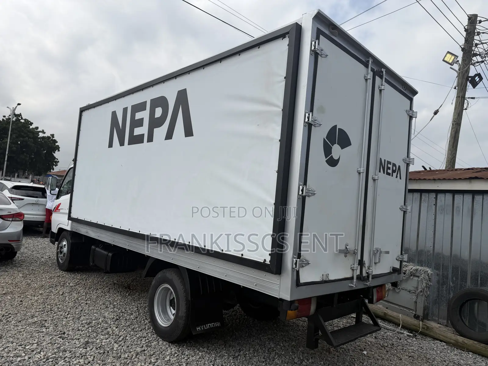 Hyundai Mighty Container