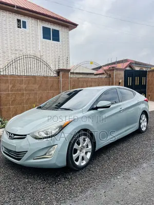 Hyundai Elantra Limited Sedan FWD (1.8L 4cyl 6A) 2013