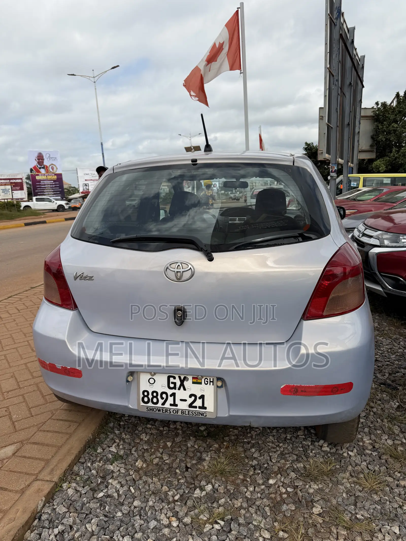 Toyota Vitz 1.5 FWD 3dr 2010 Silver