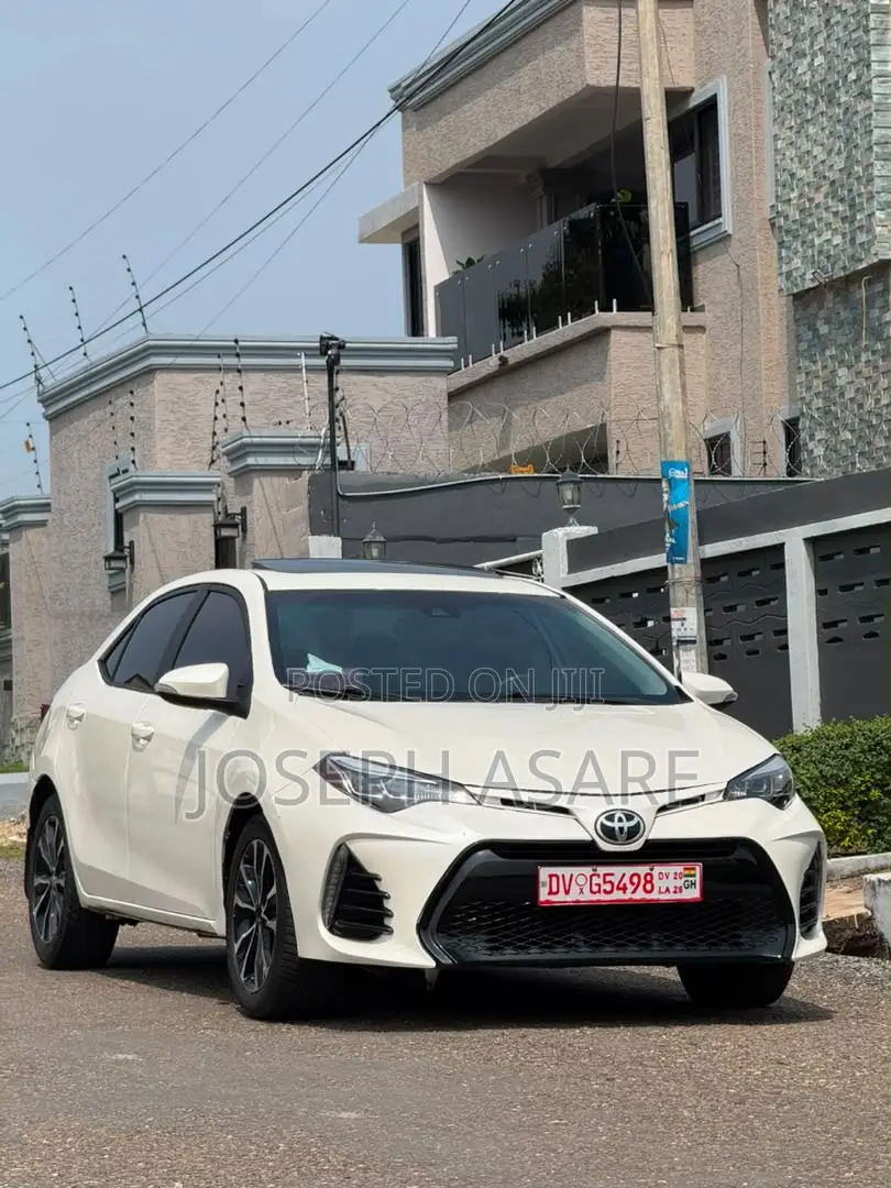 Toyota Corolla 2017 White