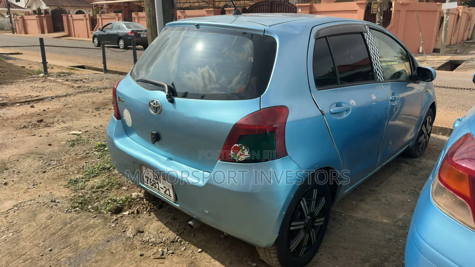 Toyota Vitz 1.5 FWD 5dr 2010 Blue