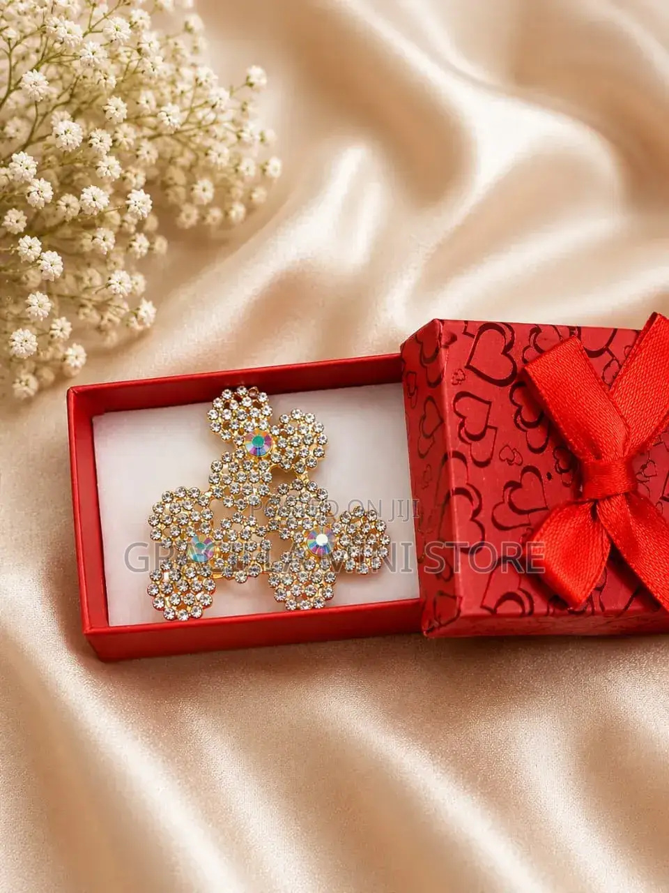 Beautiful Broche