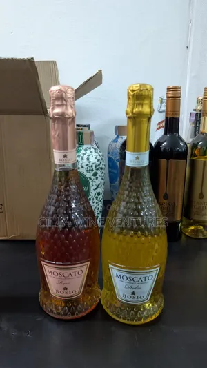 Bosio Moscato Rose and White Champagne 75cl