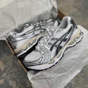 Asics Gel White Graphite Grey