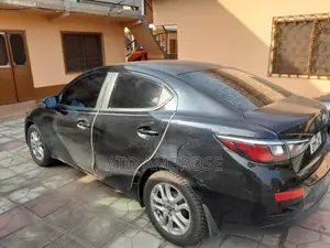 Toyota Yaris iA 1.5 FWD 2017 Black