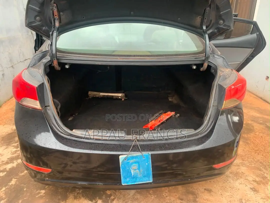 Hyundai Elantra 2013 Black