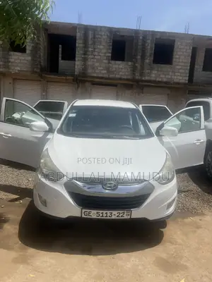 Hyundai Tucson Limited FWD 2012 White