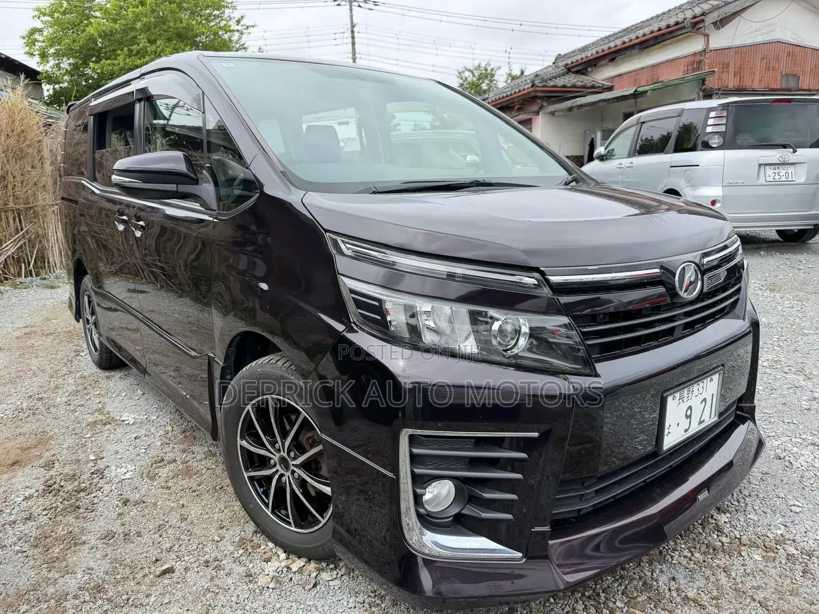 Toyota Voxy SV Premium 2014 Black