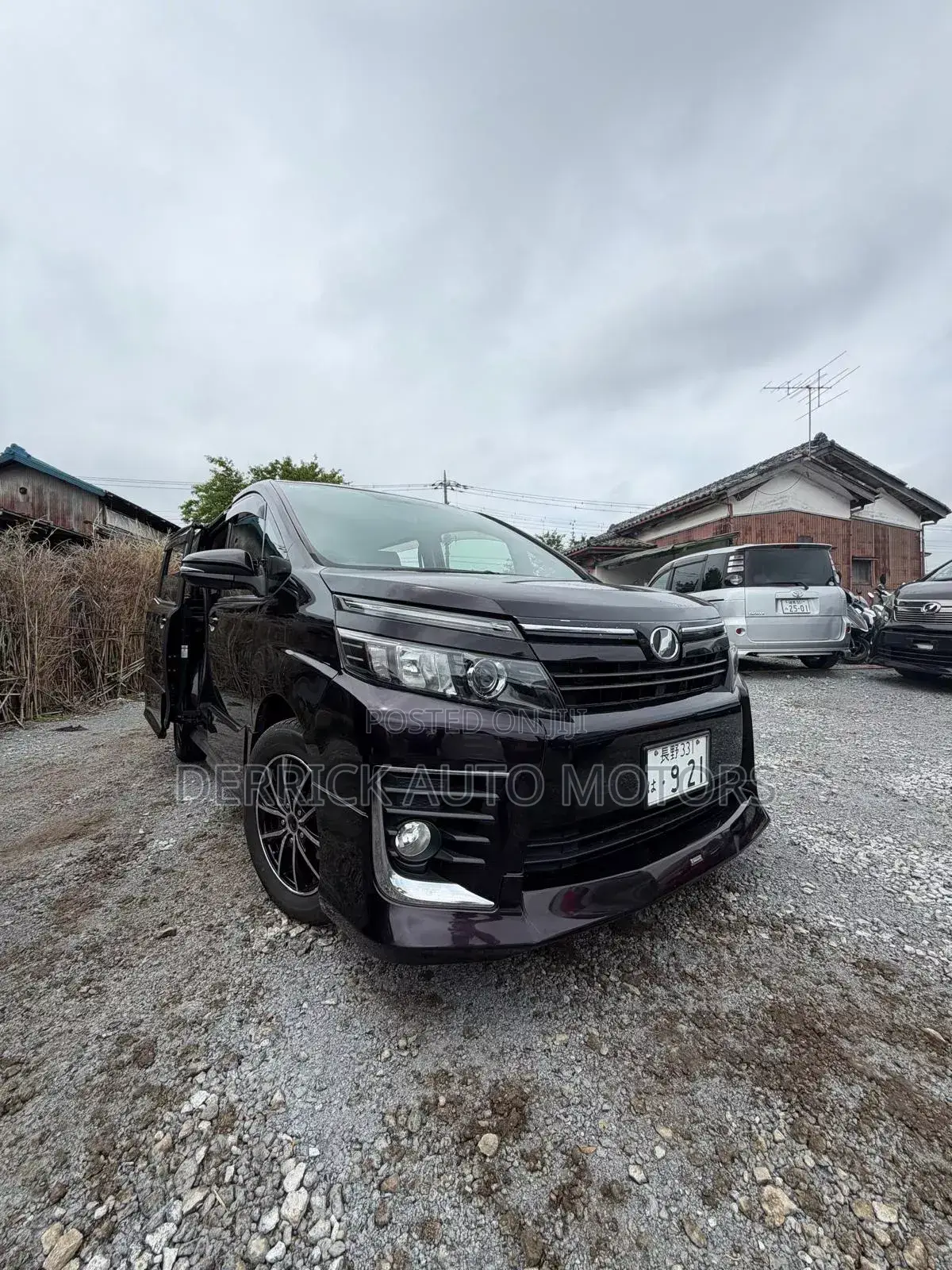 Toyota Voxy SV Premium 2014 Black