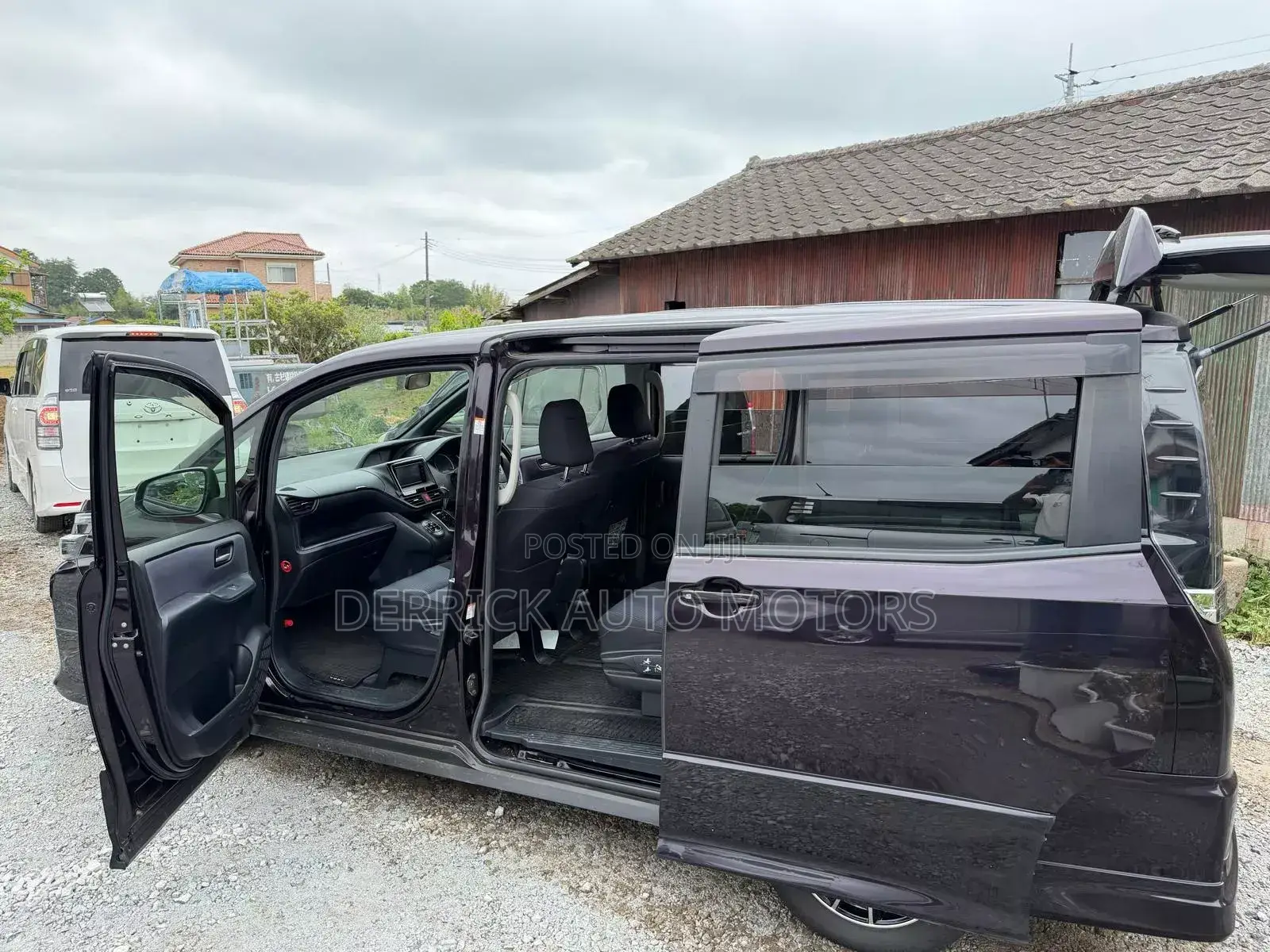 Toyota Voxy SV Premium 2014 Black
