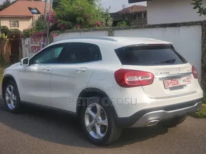 Mercedes-Benz GLA 250 2019 White
