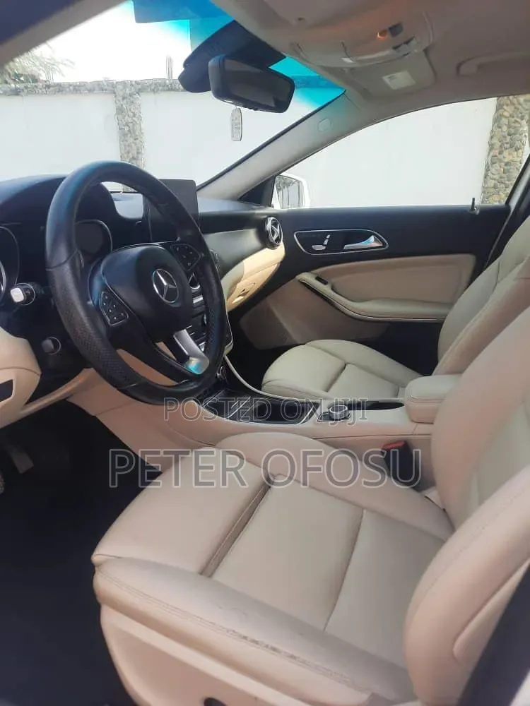Mercedes-Benz GLA 250 2019 White