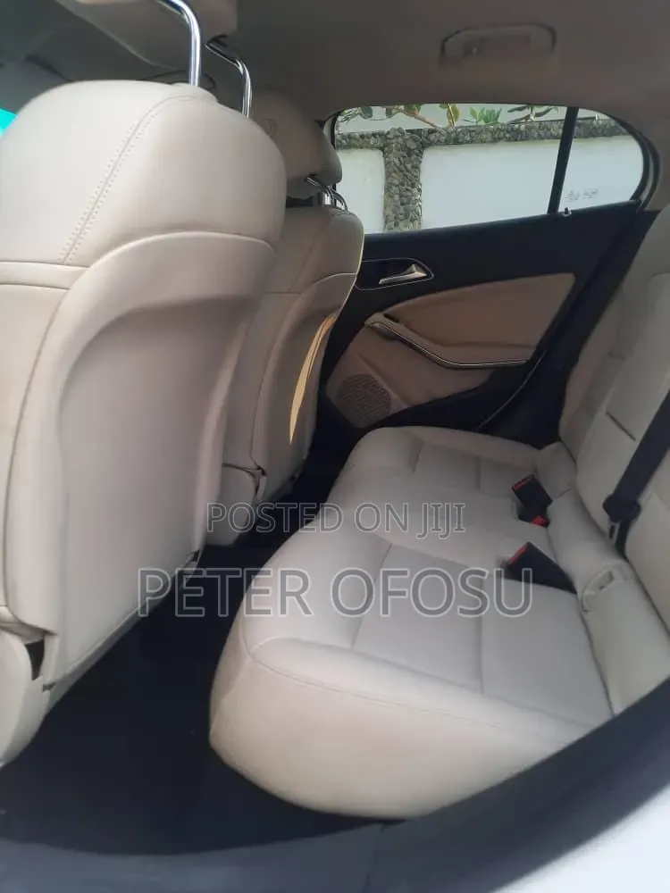 Mercedes-Benz GLA 250 2019 White