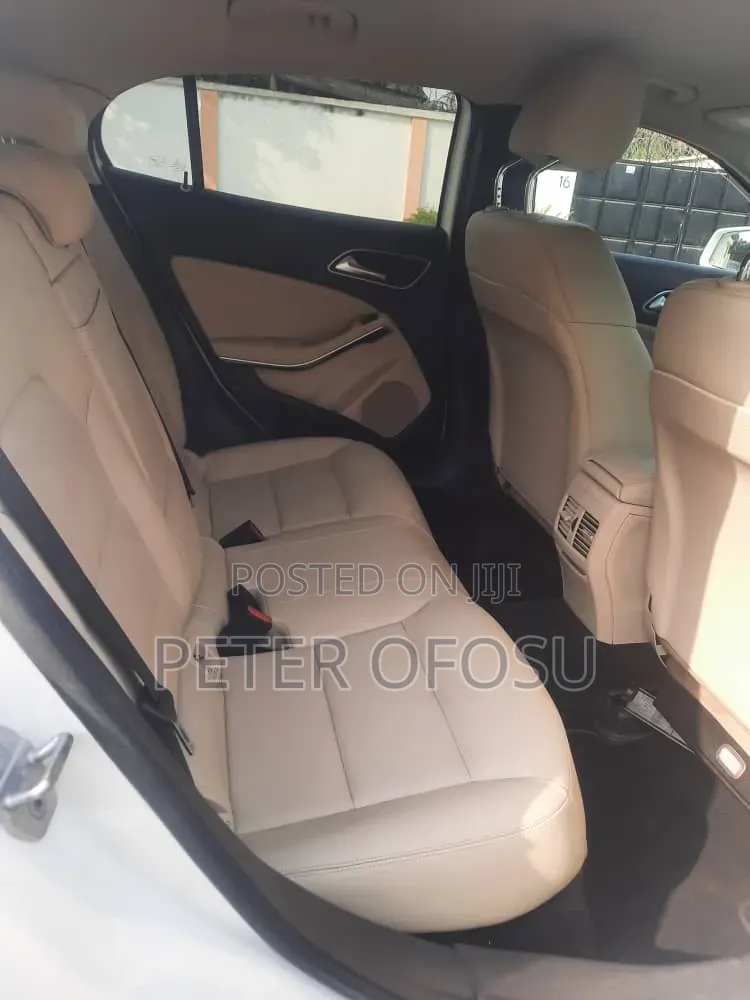 Mercedes-Benz GLA 250 2019 White