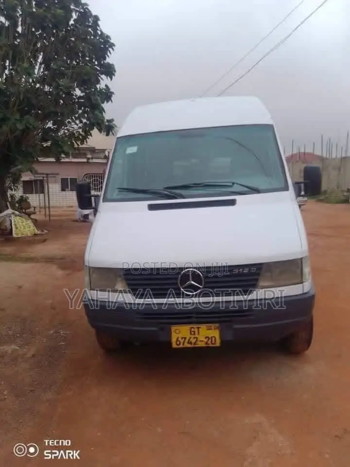 Mercedes-Benz Sprinter 2006 White