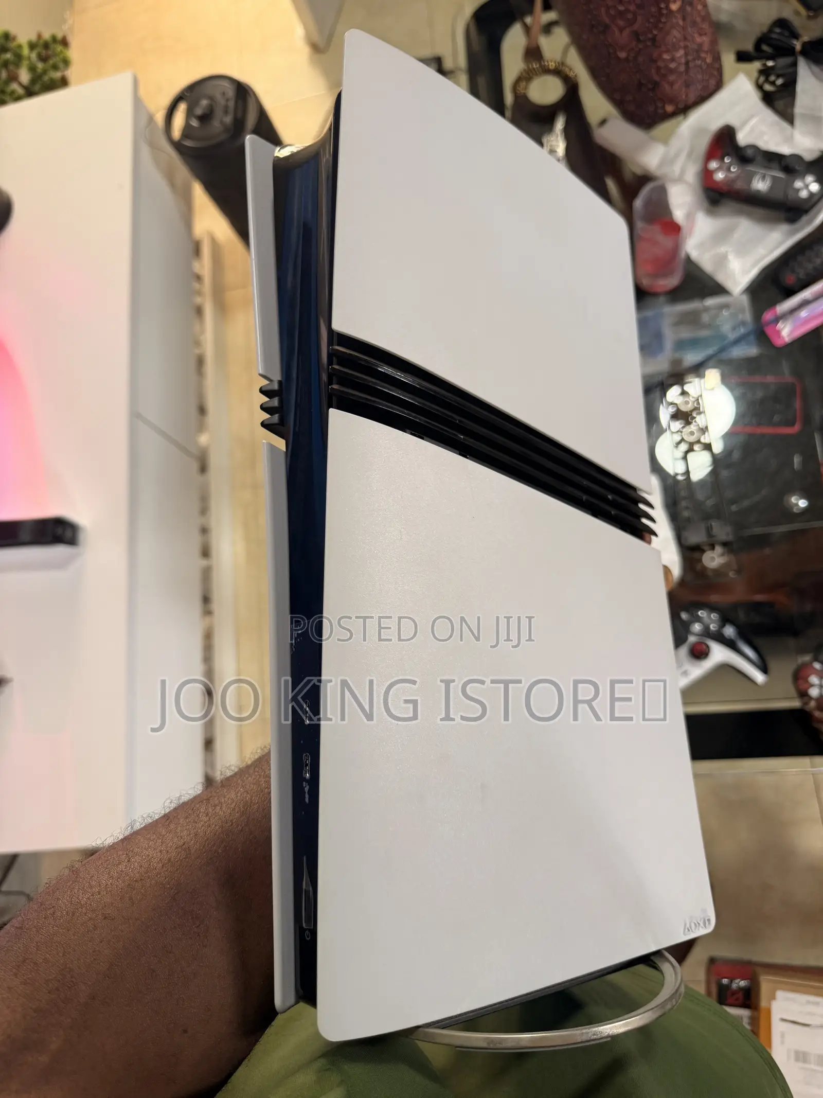 PS5 Pro 2TB Disc Edition With 1 Controller and 3 Games