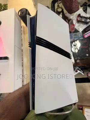 PS5 Pro 2TB Disc Edition With 1 Controller and 3 Games