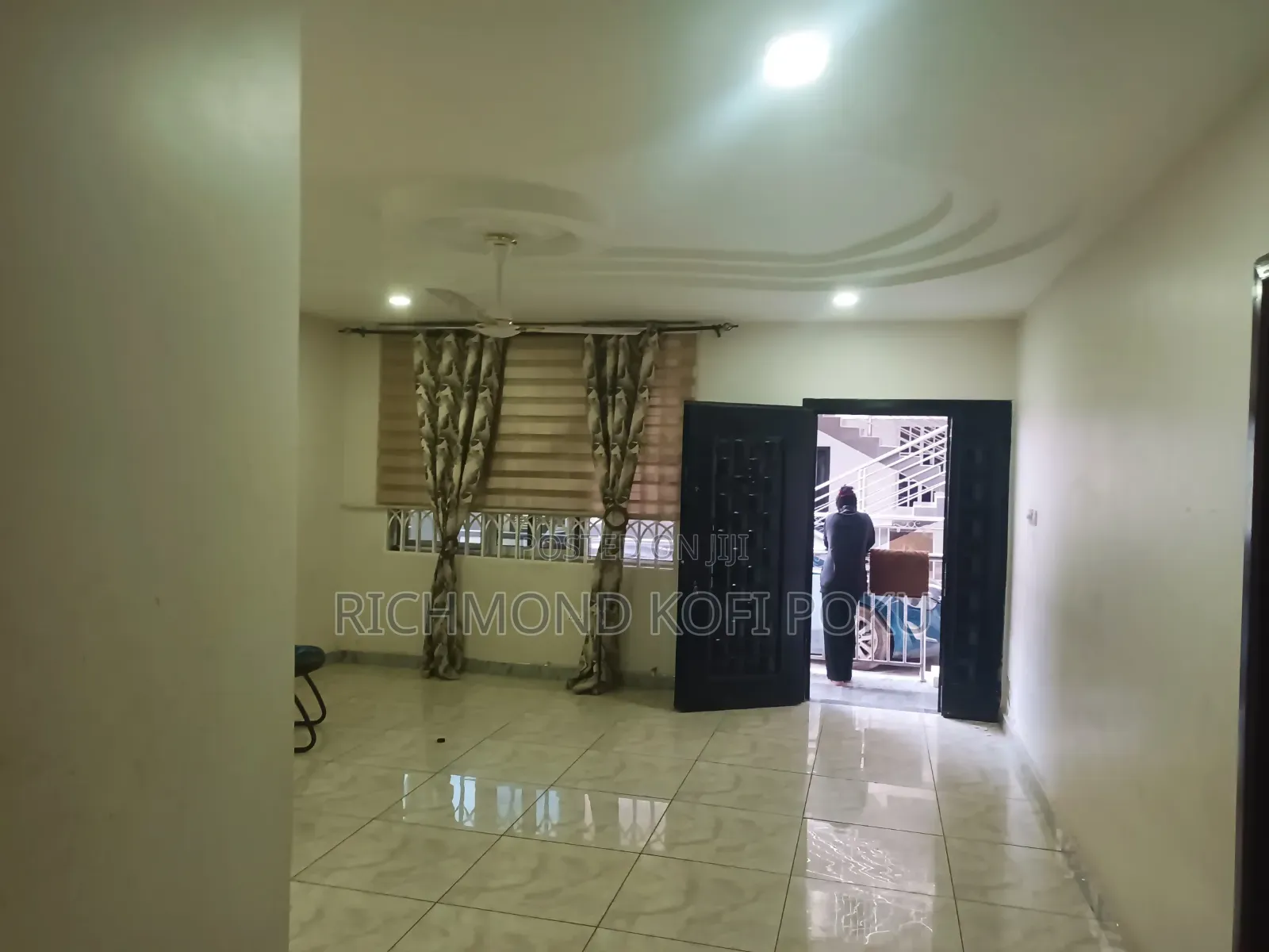 2bdrm Apartment in Kofis Realty, Baatsona Total for rent