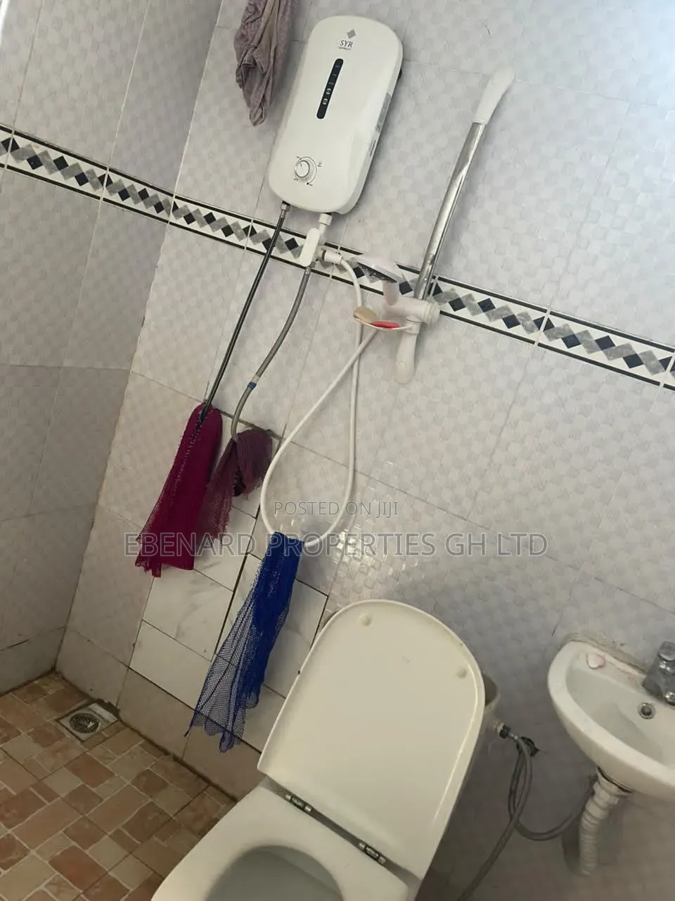1bdrm Apartment in Ebenard Properties, Baatsona Total for rent