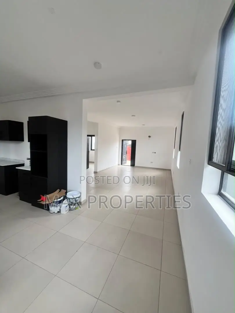 3bdrm House in Oyarifa for sale