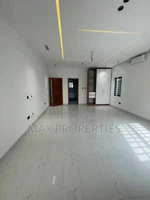 3bdrm House in Oyarifa for sale