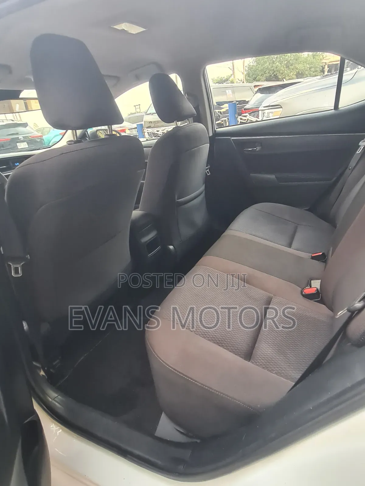 Toyota Corolla 2019 White
