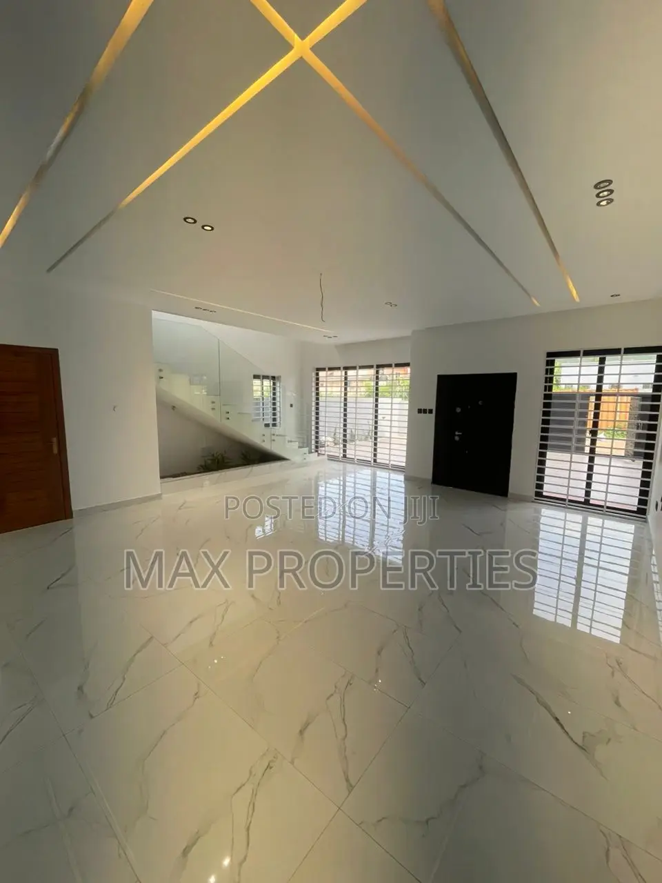 4bdrm House in Ghana Flag for sale
