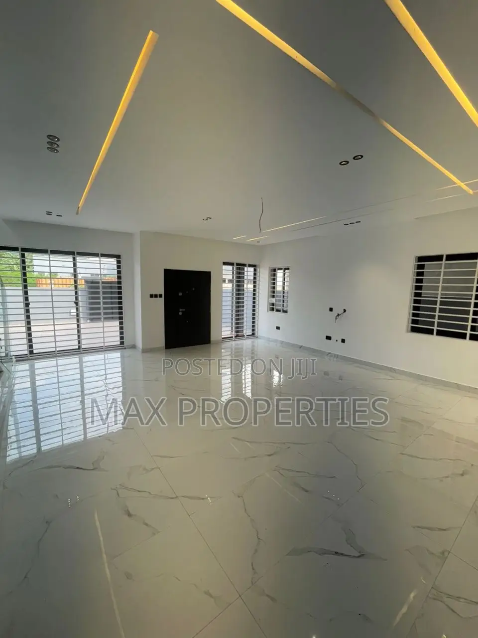 4bdrm House in Ghana Flag for sale