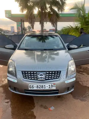 Nissan Sentra 2010 Silver