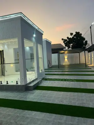 4bdrm House in Amasaman for sale