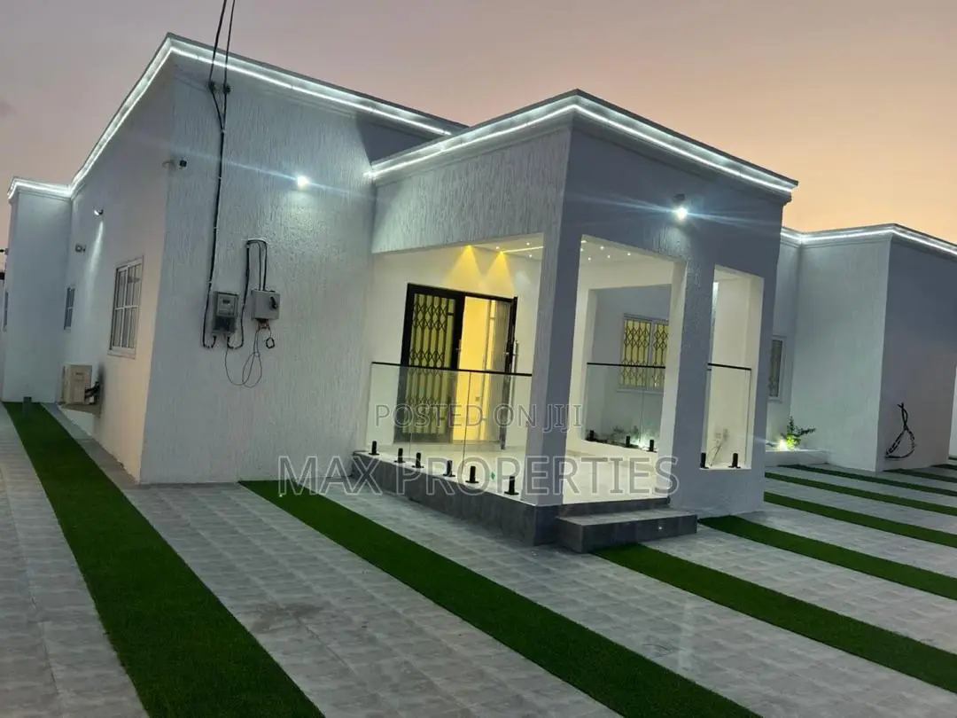 4bdrm House in Amasaman for sale