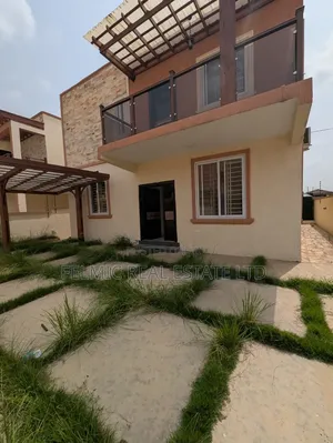 3bdrm Duplex in Felmic Real Estate, Mile 7 for rent