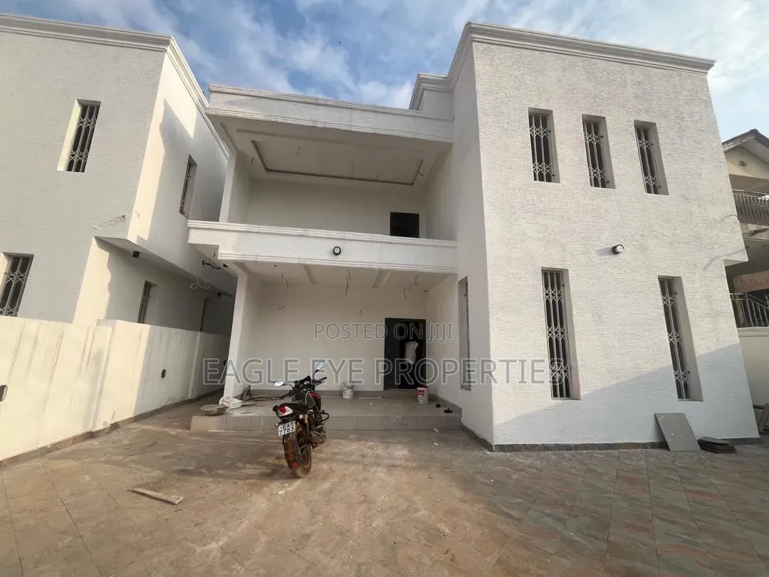 4bdrm House in Ogbojo East Legon for sale