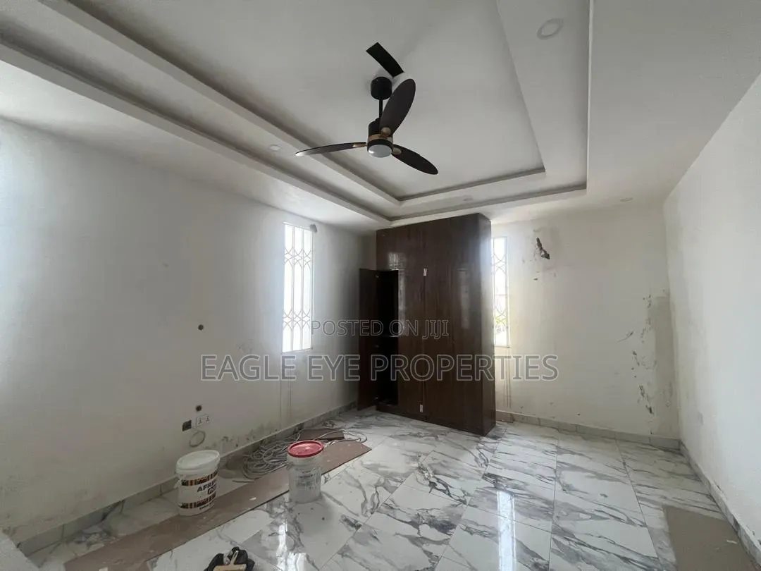 4bdrm House in Ogbojo East Legon for sale
