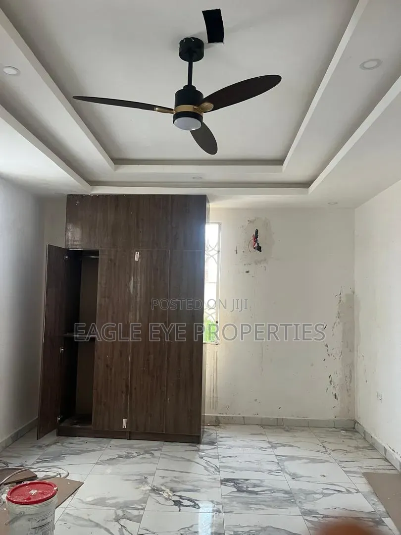 4bdrm House in Ogbojo East Legon for sale