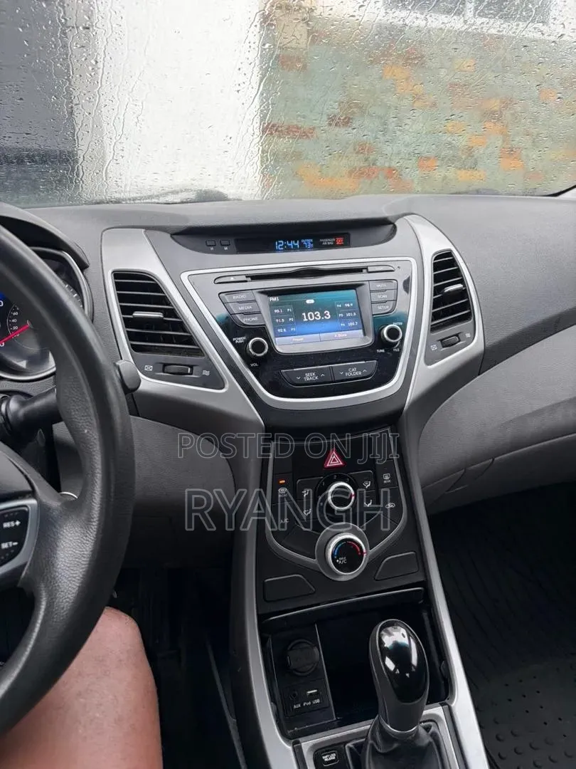 Hyundai Elantra 2016 Blue