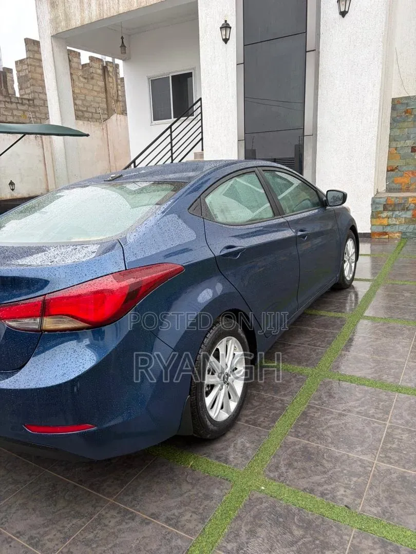 Hyundai Elantra 2016 Blue