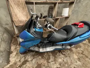 Honda Forza 2015 Blue