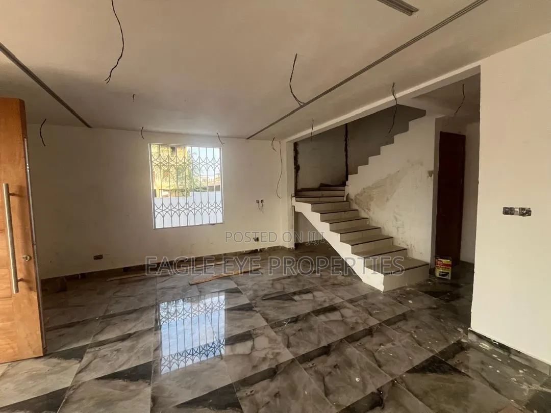 4bdrm House in Ogbojo East Legon for sale