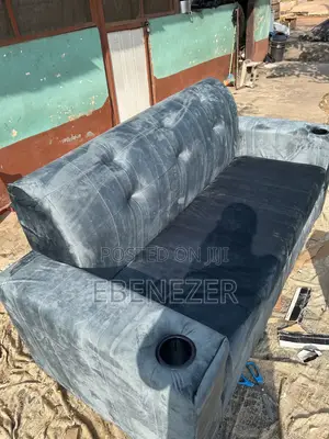 (3in 1) Sofa