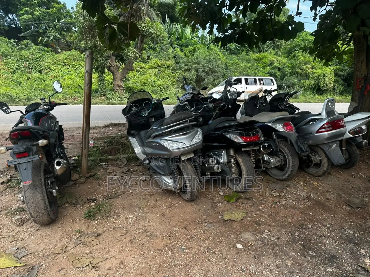 Suzuki 2023 Black