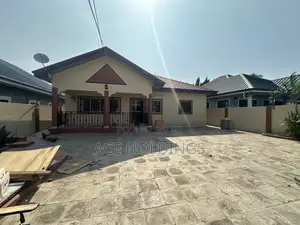 3bdrm House in School Junction for rent